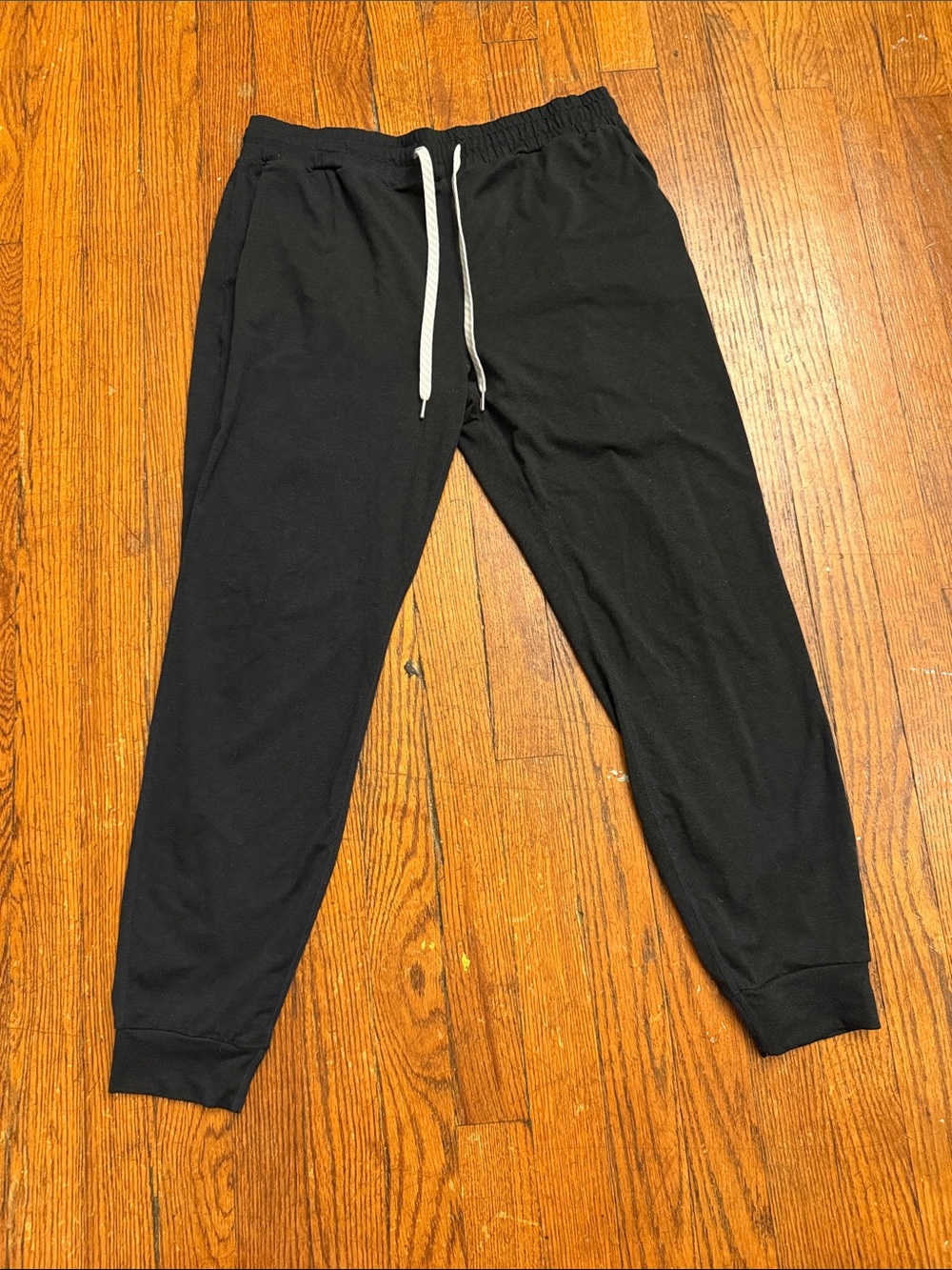 Vuori Performance Joggers with White Drawcord